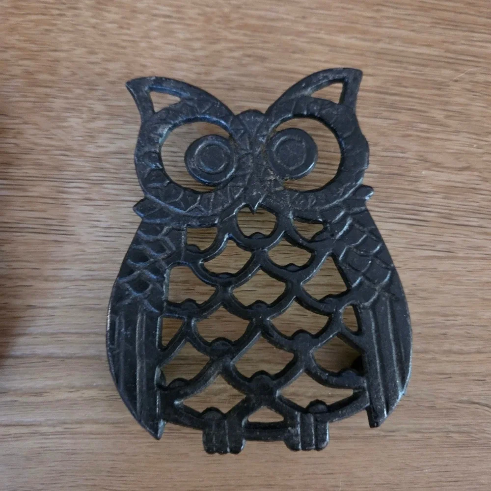 Vintage Black Cast Iron Owl Trivet Set of 2 Mid Century Modern Kitchen Decor‎